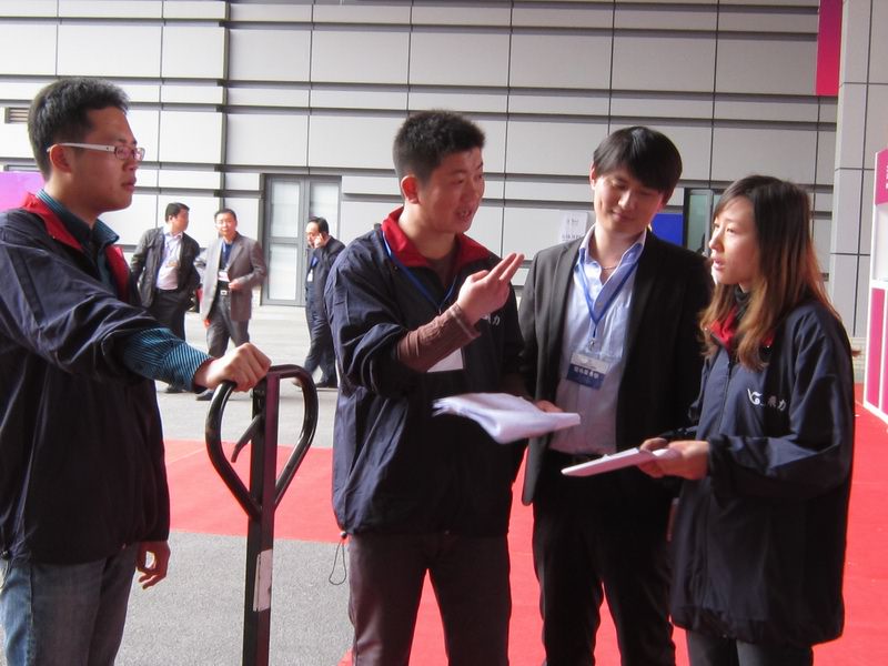 首屆中國國際進(jìn)口產(chǎn)品博覽會在昆舉行