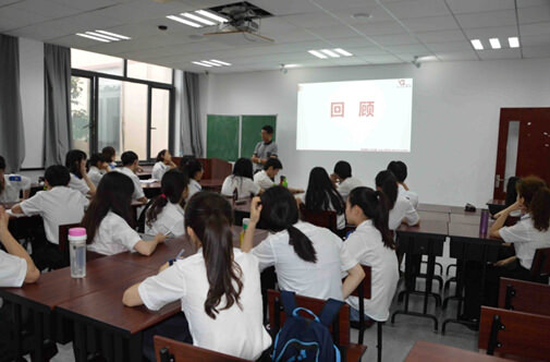 飛力達:與上海海關(guān)學院課程合作II