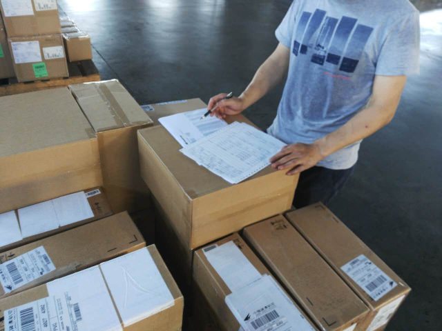 飛力達(dá):高溫堅(jiān)守崗位:“炙烤”下的一線員工