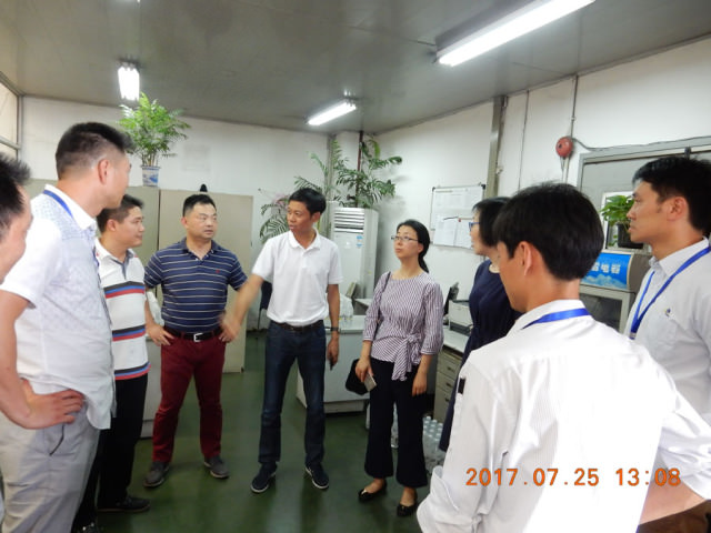 飛力達(dá):來(lái)自總裁室的清涼一“下”