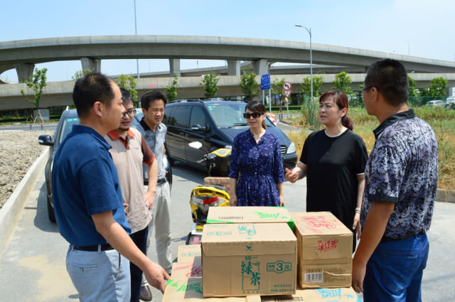 飛力達(dá):來(lái)自總裁室的清涼一“下”