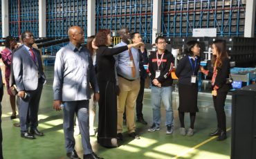 肯尼亞港務(wù)局代表團(tuán)訪問(wèn)飛力達(dá)股份